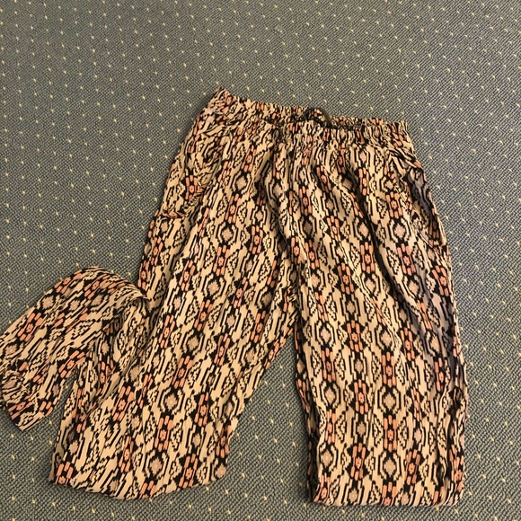 Brandy Melville Pants - Brandy Melville pants